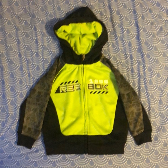 Jogger Set - Picture 2 of 5